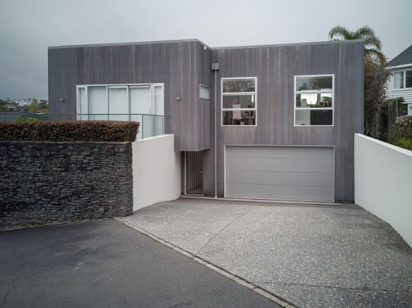 Driveway Entrance Repair in Brentwood