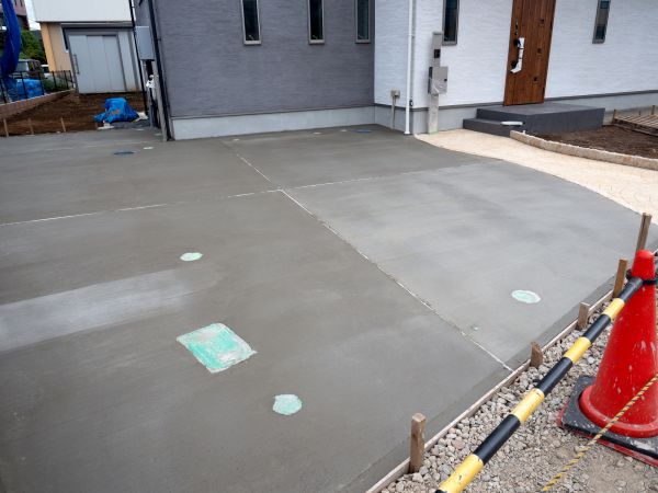 Cost of Concrete Apron Repair in Brentwood