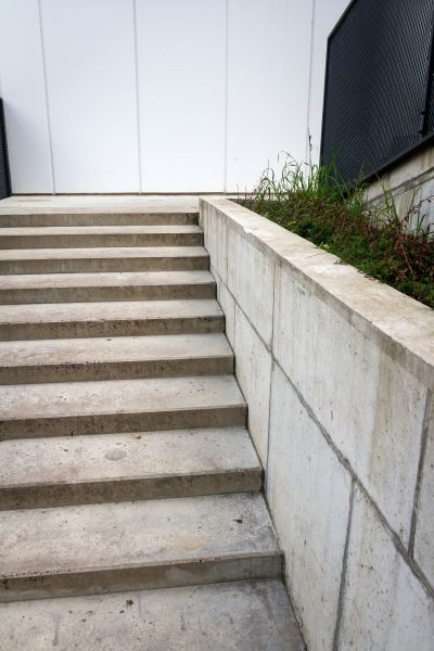 Cost of Cement Stair Repair in Brentwood