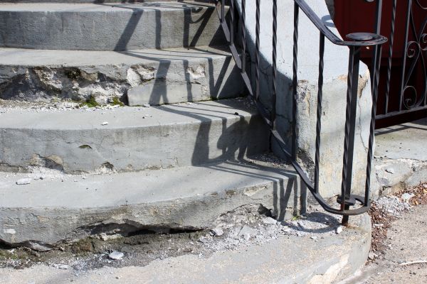 Cost of Cement Stairs Repair in Brentwood