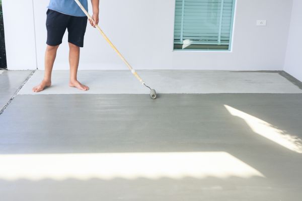 Cost of Garage Crack Filling in Brentwood
