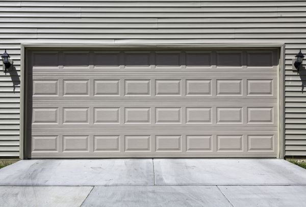 Cost of Garage Entrance Repair in Brentwood